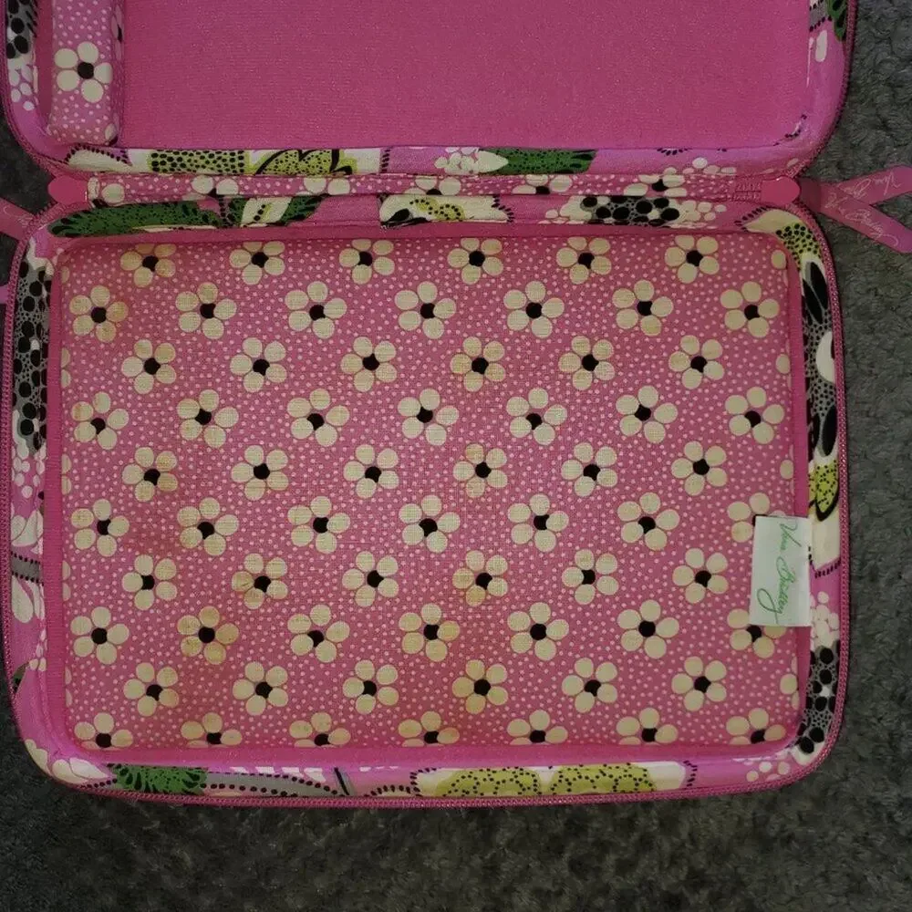 Vera Bradley Laptop Tablet Case- Priscilla Pink Pattern